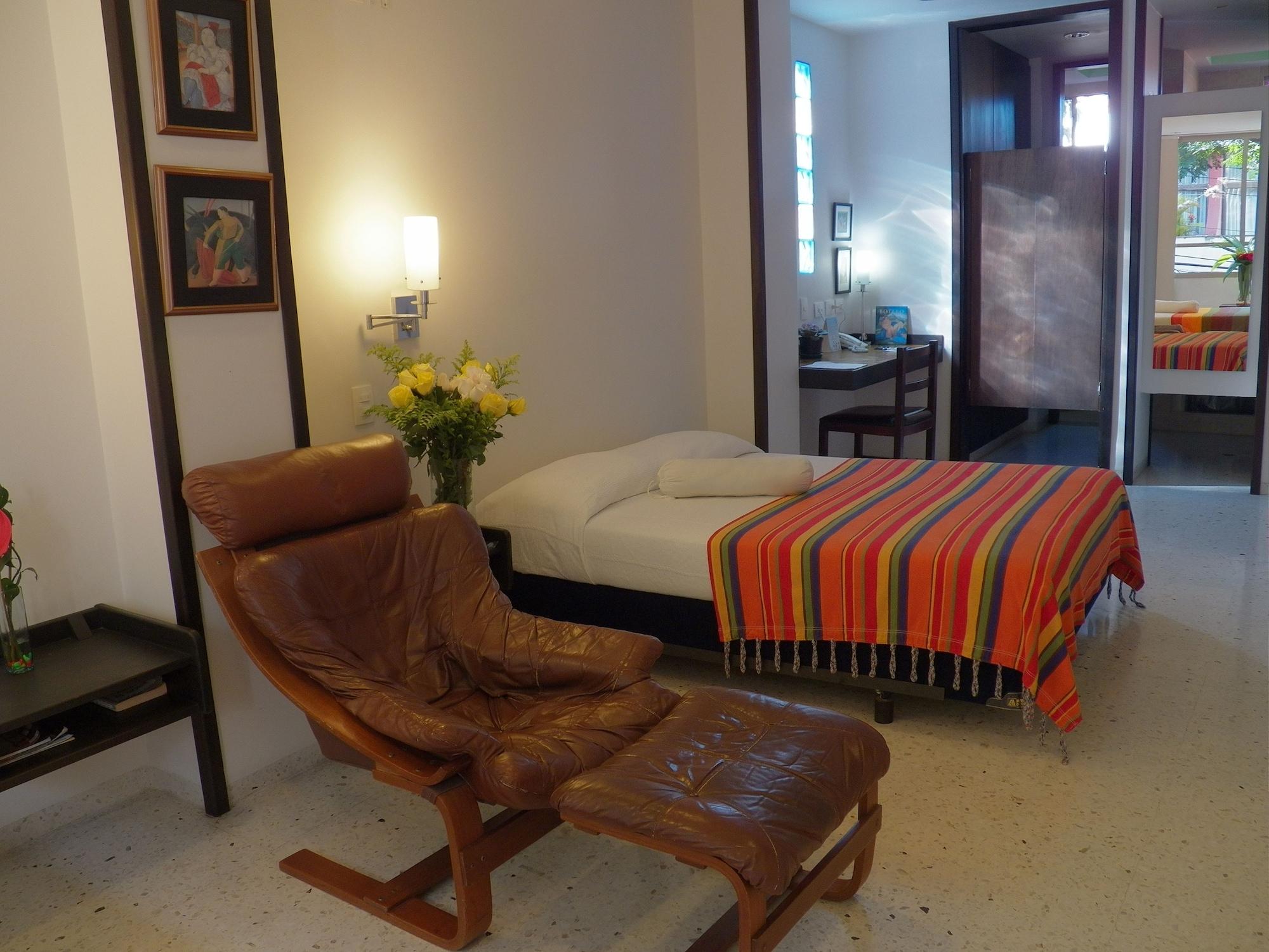 Hotel Casa Santa Monica Norte カリ エクステリア 写真