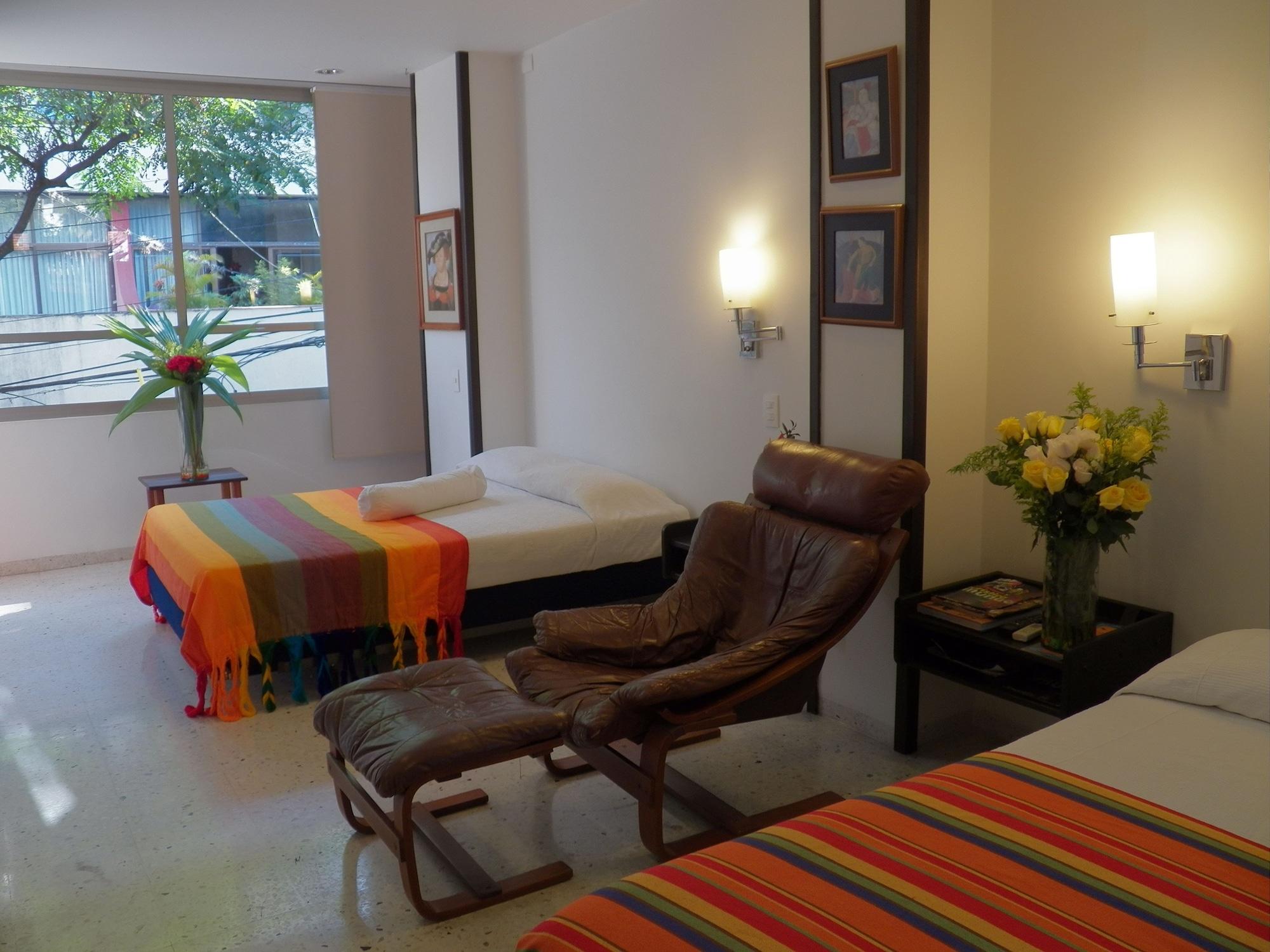 Hotel Casa Santa Monica Norte カリ エクステリア 写真